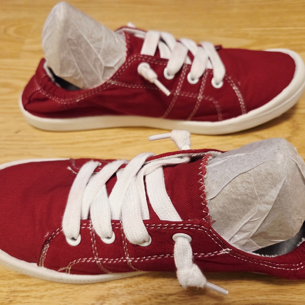 Women's Jellypop "Dallas " Sneakers Red Size 9.5M - Picture 3 of 5